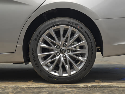 2026�� 2.0L ������