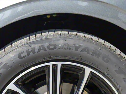 2025�� EM-i 70km ������