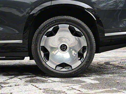 2025�� Ultra�� 70kWh