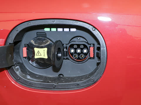 2025�� ����   Ultra ������