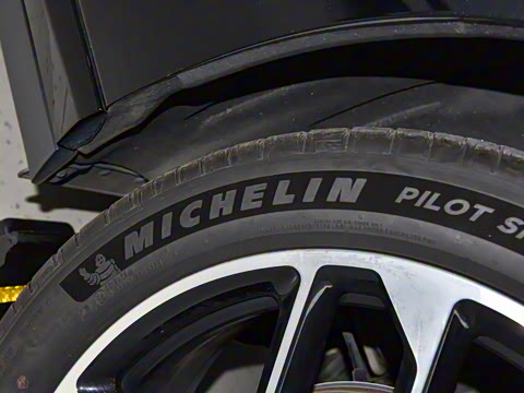 2025�� �������� Max �콢��