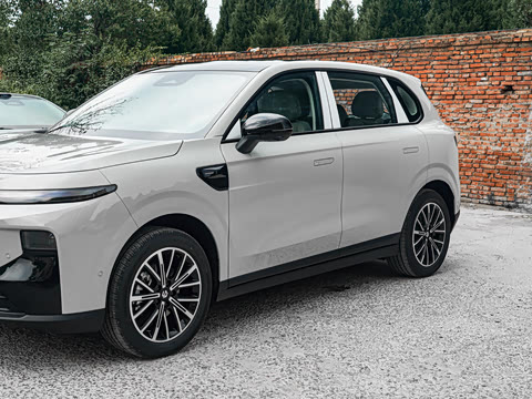 2027�� 610������