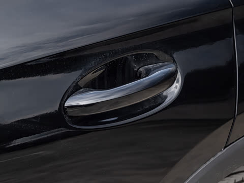 2026�� �Ŀ� GLC 260 L 4MATIC ������