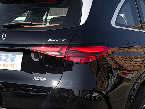 2026�� GLC 300 L 4MATIC ������ 7��