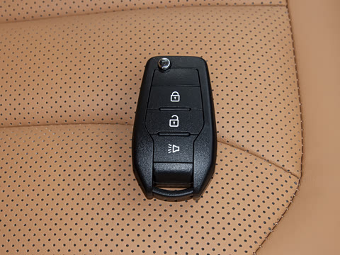 2026�� 2.0L �ֶ���Ӫ�� 5��