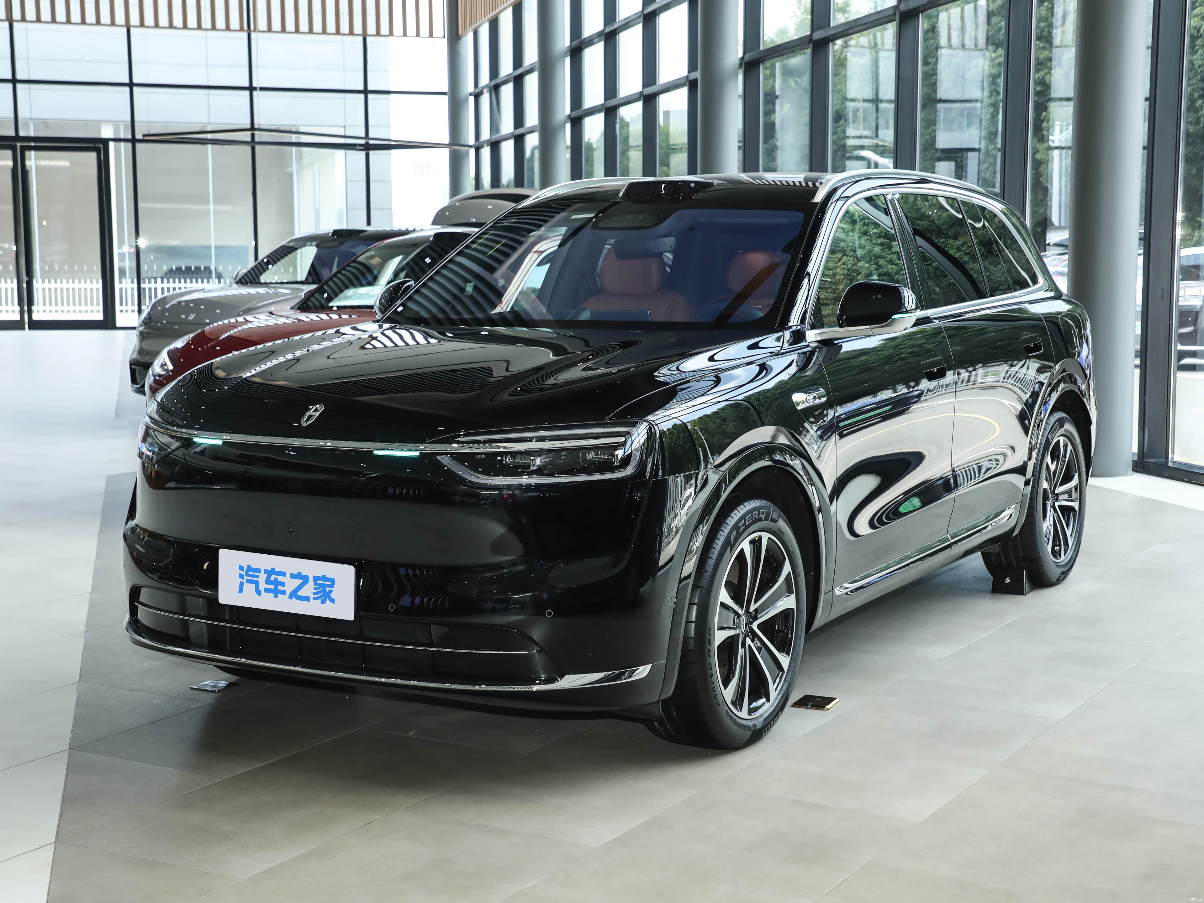 AITO M7