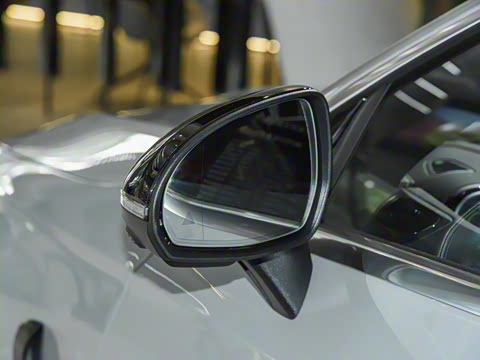 2025 AMG CLE 53 4MATIC+ ܳ