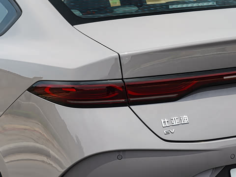 2025�� EV �Ǽݰ� 510KM��ȡ��