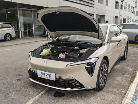 2025�� ������