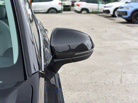 2026�� 300TSI �������°�