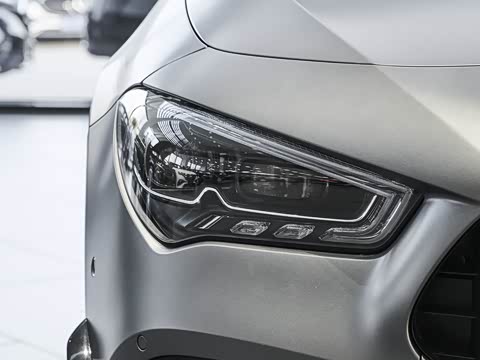 2026�� AMG CLA 45 S 4MATIC+