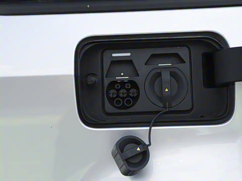 2025�� 401���а�