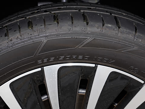 2024�� 380TSI ����