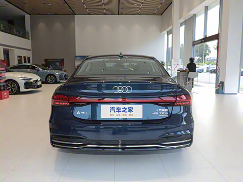 2025�� 45 TFSI quattro ������