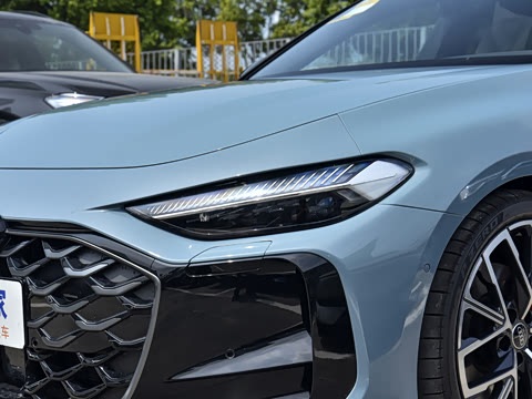 2026�� TFSI quattro 200kW �콢��