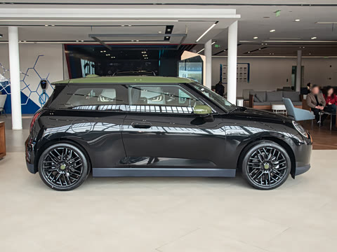 2025�� PAUL SMITH ���ʦ��