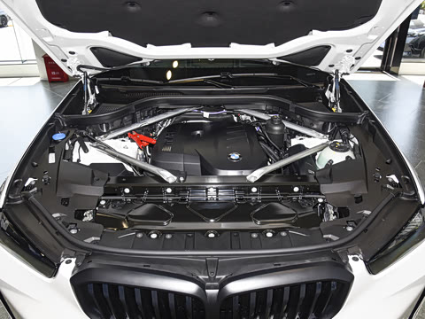 2026�� �Ŀ� xDrive 30Li ������M�˶���ҹ��װ