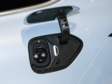 2026�� 100kWh Touring