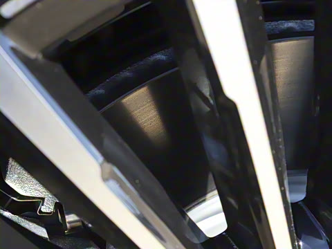 2025�� 185KM�����