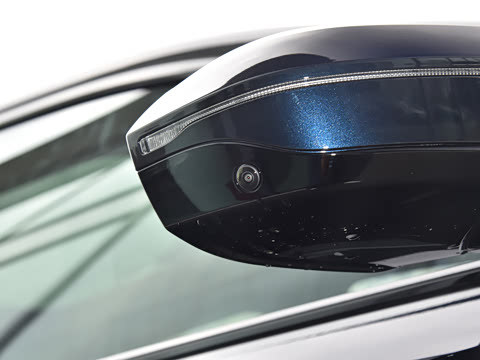 2026�� �Ŀ� 530Li ������ M�˶���װ