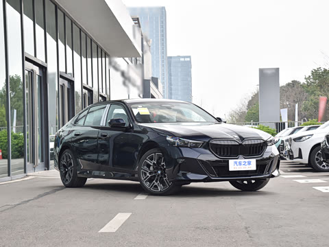 2026�� �Ŀ� 530Li ������ M�˶���װ