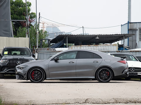 2025�� AMG CLA 45 S 4MATIC+