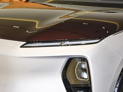 2025�� 102kWh ��ƽ���ر��