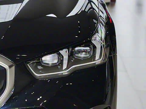 2026�� eDrive 40L M�˶���װ