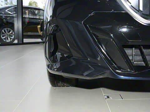 2026�� eDrive 40L M�˶���װ