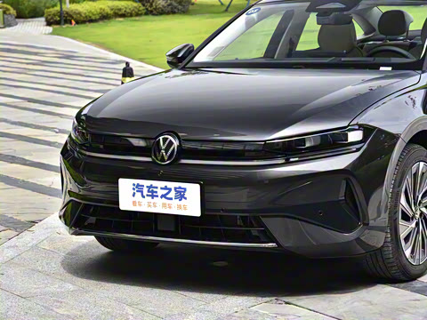 2026�� L 300TSI DSG ������