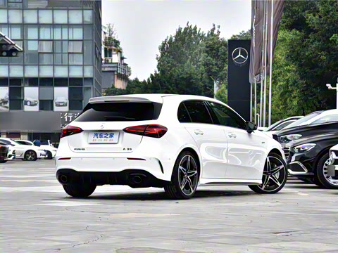 2026�� AMG A 35 4MATIC