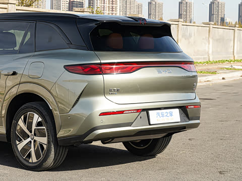 2025�� DM 215KM�����״��콢��