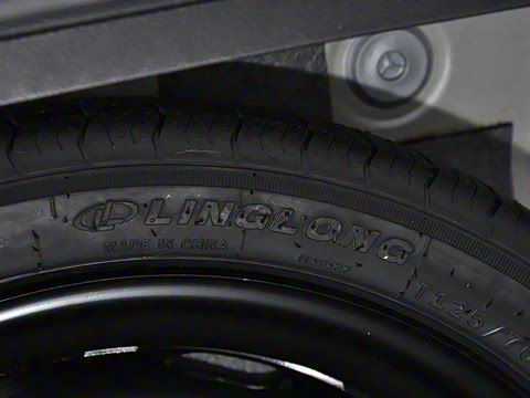 2026�� L 300TSI DSG ������