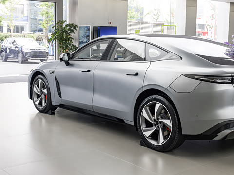 2027�� ���� 860 Max�����״��