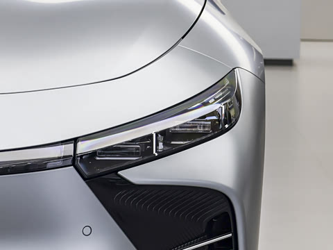 2027�� ���� 860 Max�����״��
