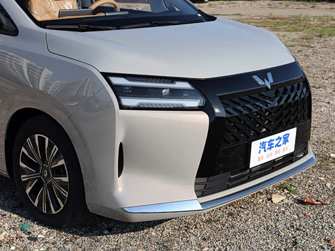 2025�� 1.5T CVT ��Ӣ��