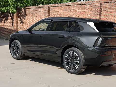 2026�� �ȷ�quattro��