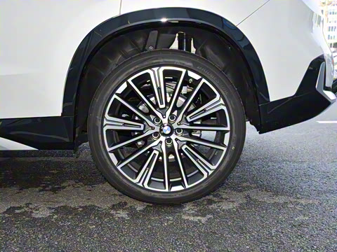 2025�� xDrive25Li X�����װ