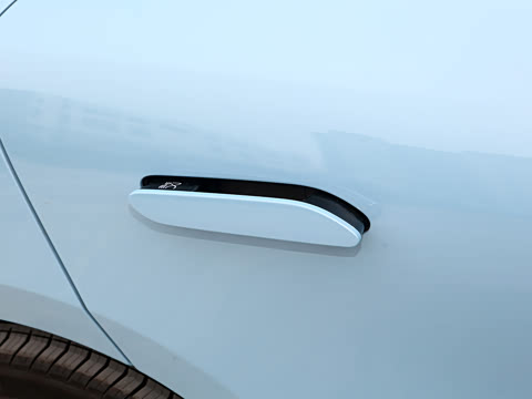 2025�� EV 701KM�����״��콢��