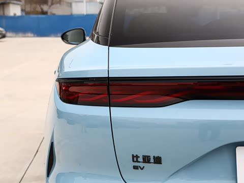 2025�� EV 701KM�����״��콢��