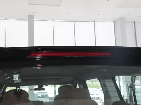 2025�� �Ŀ� MAX 2.0T �Զ������� ���� 7��