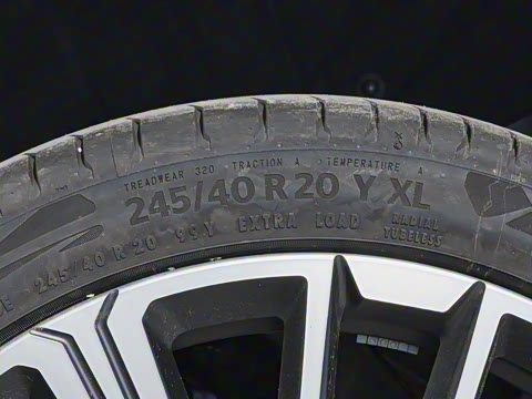 2025�� xDrive25Li M�˶���ҹ��װ