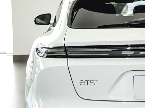 2025�� 100kWh Touring