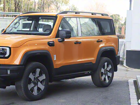 2025�� Ԫ�����а�