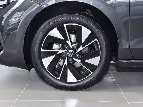 2026�� L 300TSI DSG ��Ӣ��