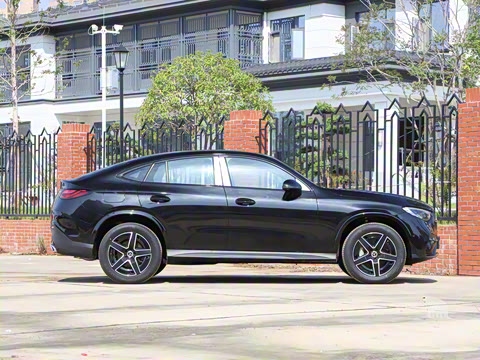 2026�� GLC 260 4MATIC ����SUV