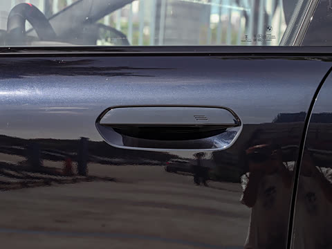 2026�� M235L
