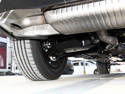 2026�� GLC 300 L 4MATIC ������ 5��