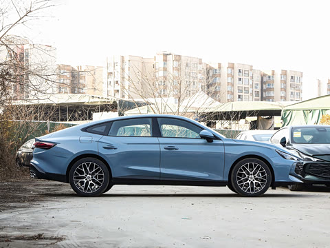 2026�� 1.5T 300 DCT���Ű�