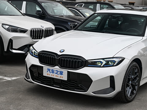 2026�� 330Li ������ M�˶���ҹ��װ